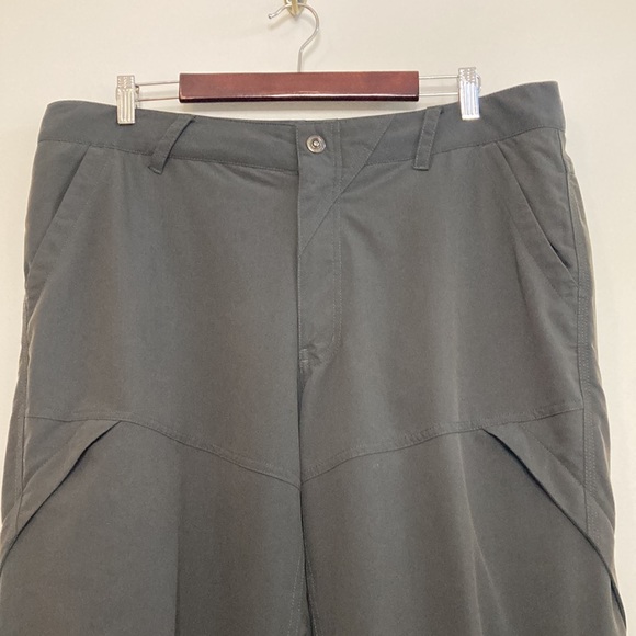 MEC Pants Mens 34 x 32 Gray Zip Pockets Straight Leg Drawcord Outdoor Camping - Picture 3 of 15